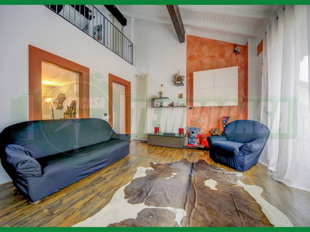 Casa indipendente a Sangiano in Via Monte Pasubio - Foto 4