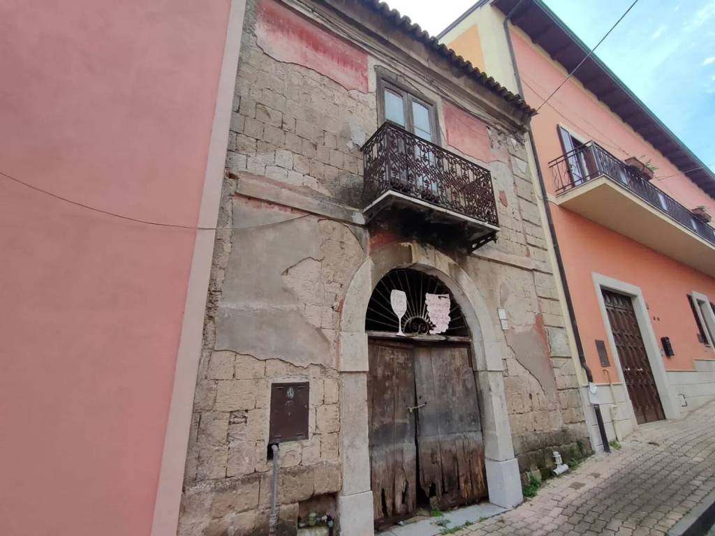 Villa a Solopaca in Corso Cusani, 265 - Foto 2