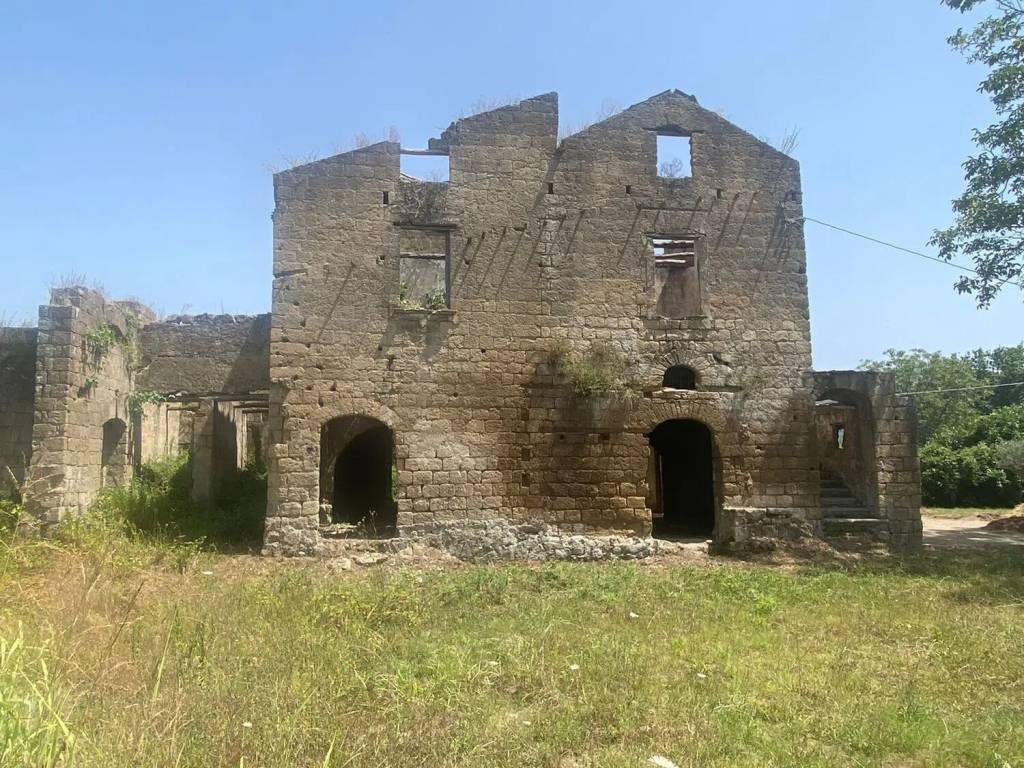 Rustico / casale a Sant'agata de' goti in Via San Paolo S.N.C. - Foto 2