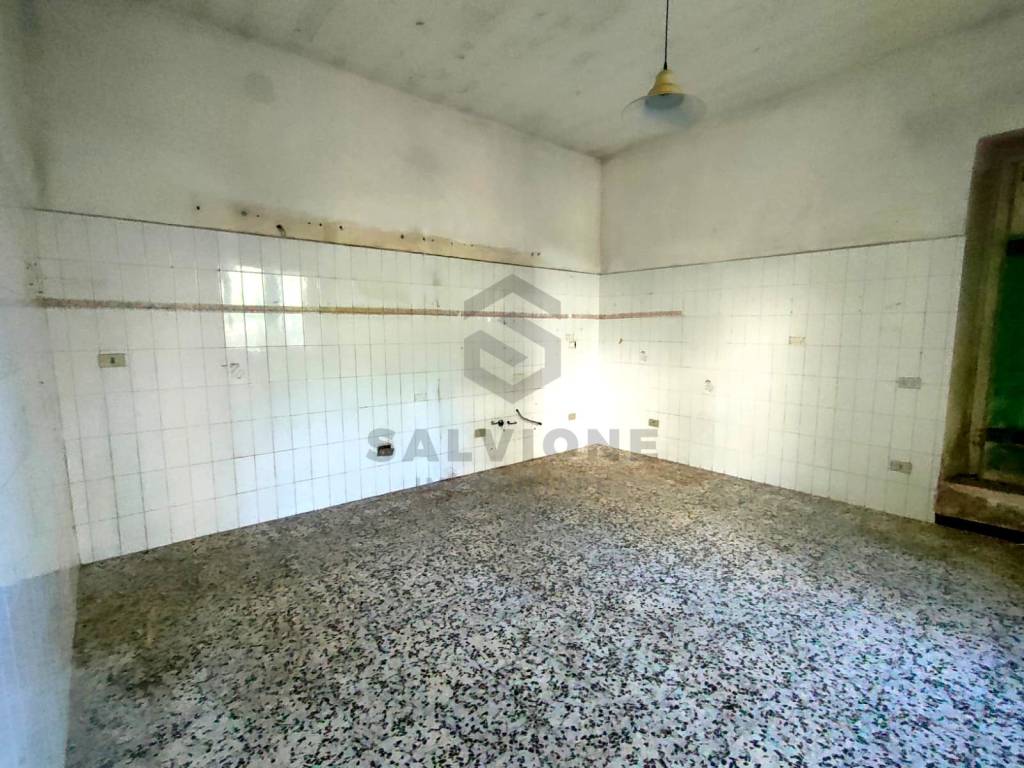 Villa a Amorosi in Via Cavarena - Foto 3