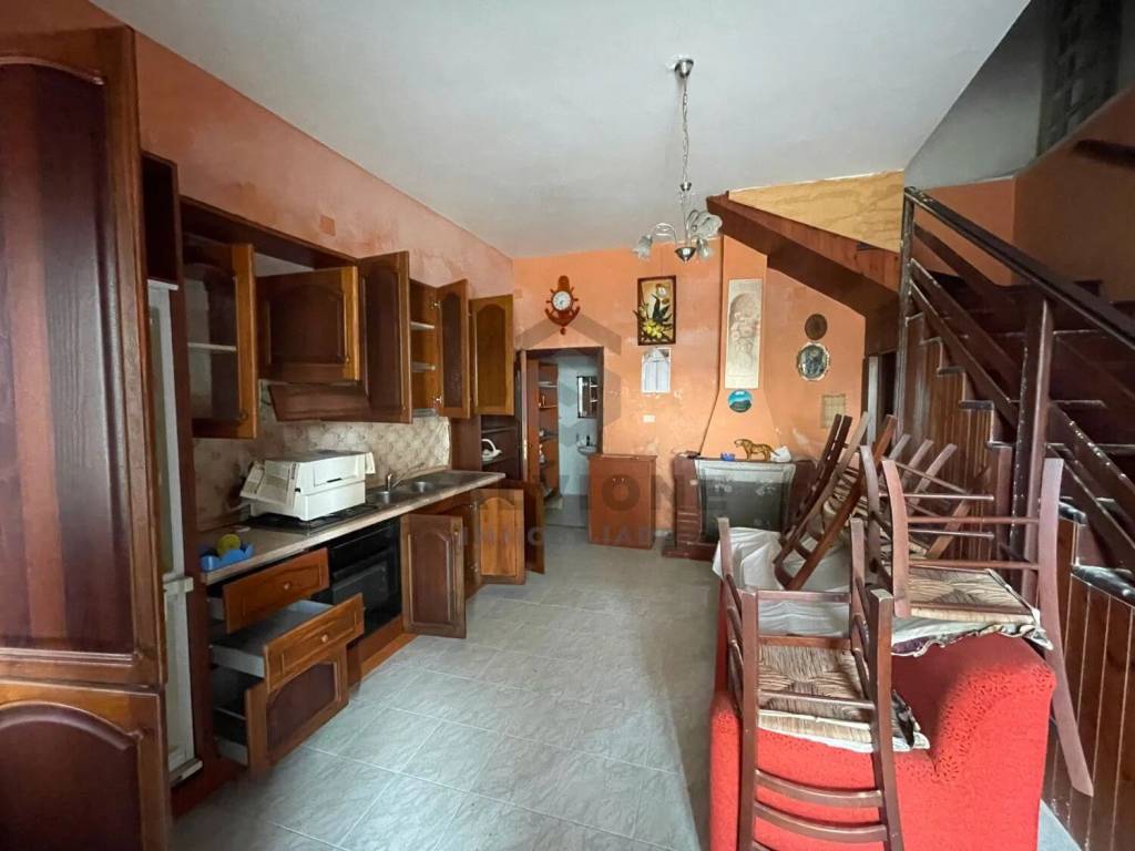 Casa indipendente a Amorosi in Via Calore - Foto 4