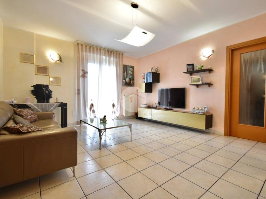 Appartamento a Santarcangelo di romagna in Via Europa - Foto 2