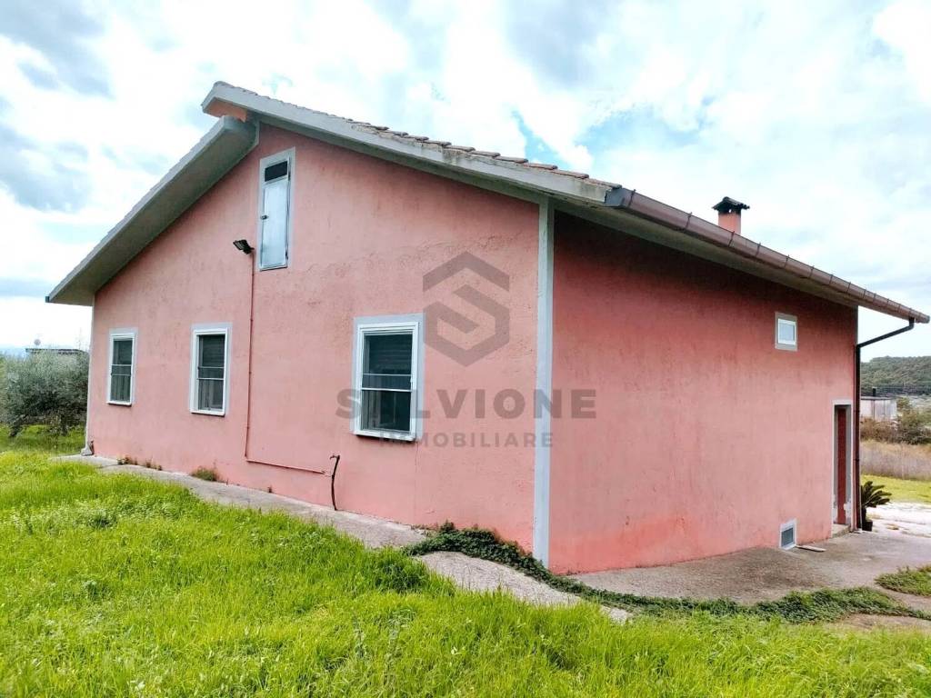 Villa a San salvatore telesino in Via Flavio Gioia - Foto 2