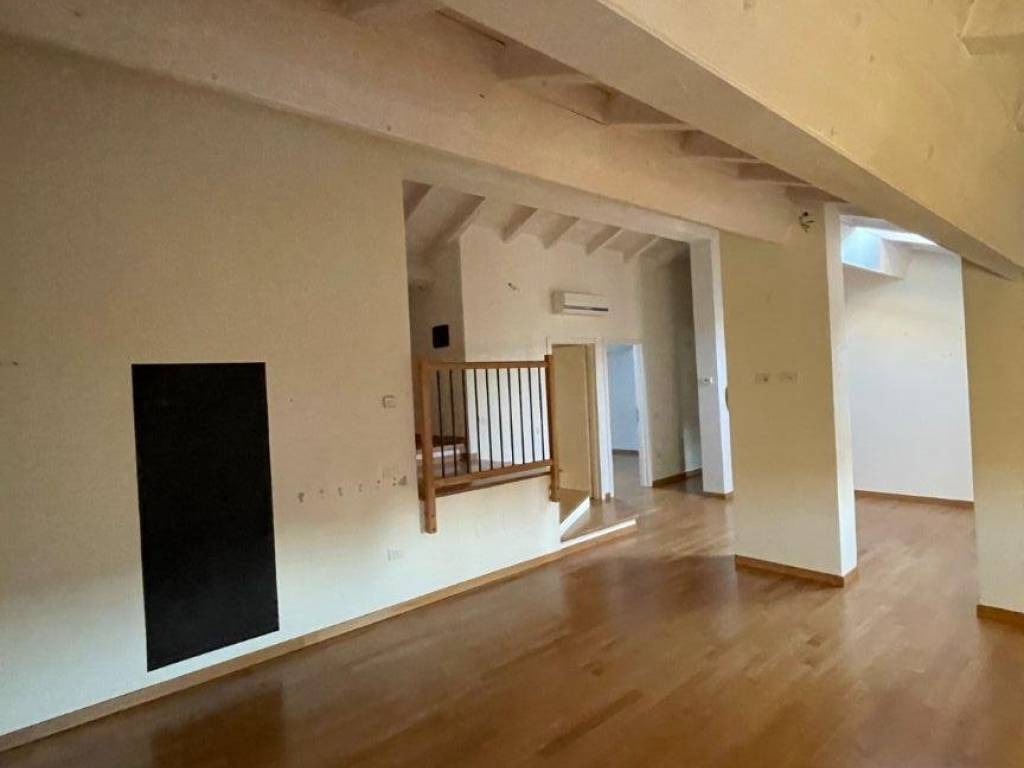 Appartamento a Carpi in Piazza dei Martiri - Foto 4