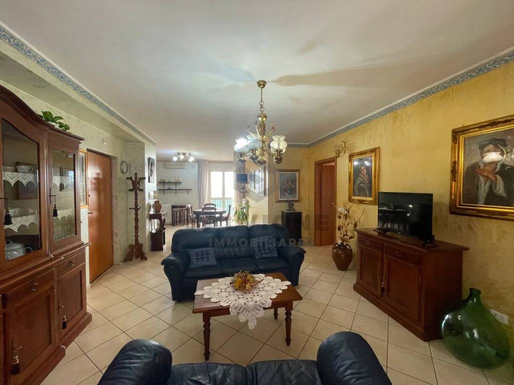 Appartamento a Amorosi in Via Iv Novembre - Foto 2