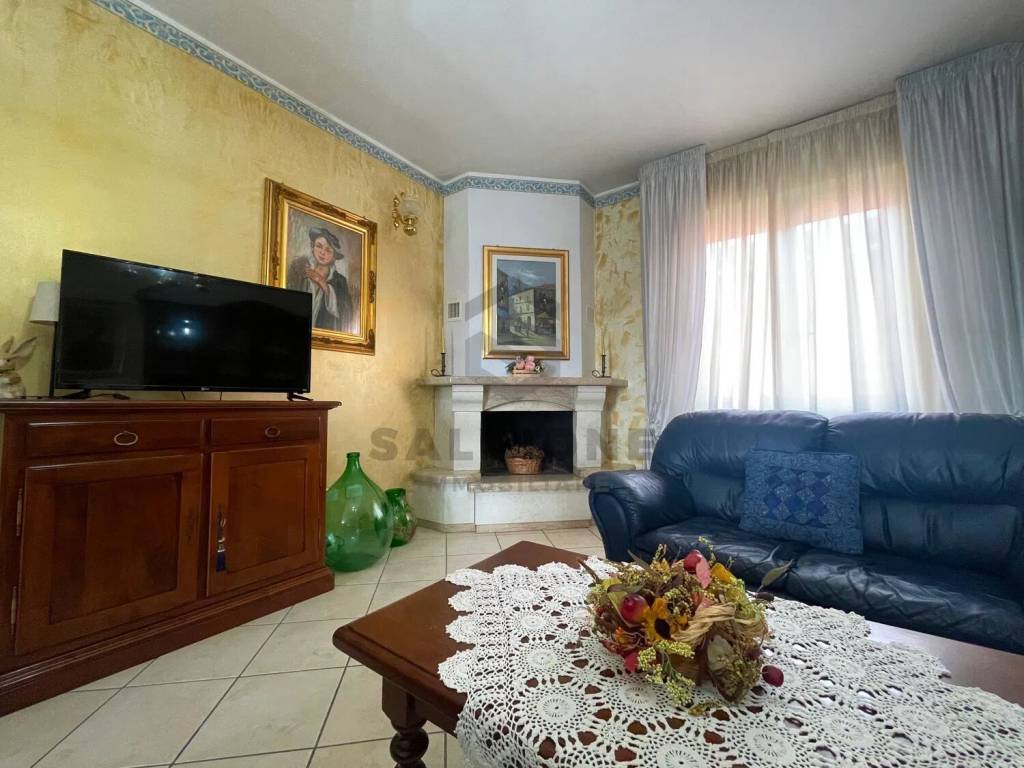 Appartamento a Amorosi in Via Iv Novembre - Foto 4