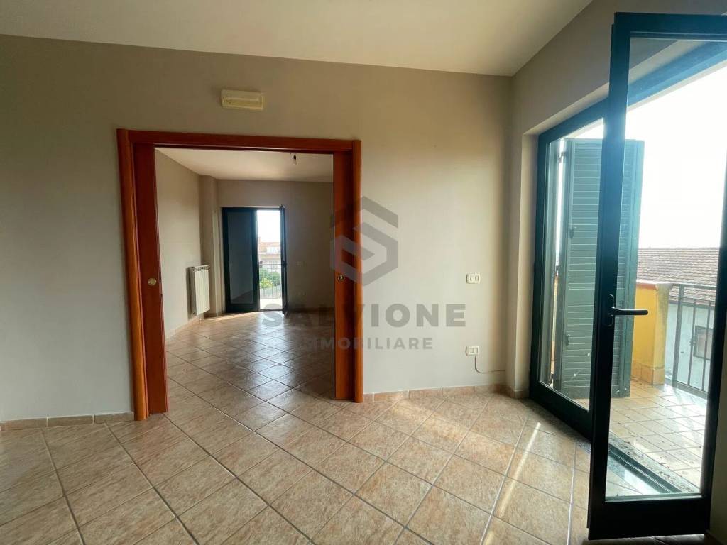 Appartamento a Amorosi in Via San Salvatore, 83 - Foto 2