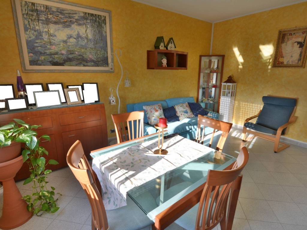 Appartamento a Montecassiano in Via Tambroni - Foto 3