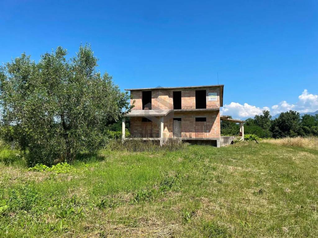 Casa indipendente a Amorosi in Via Piana S.N.C. - Foto 3