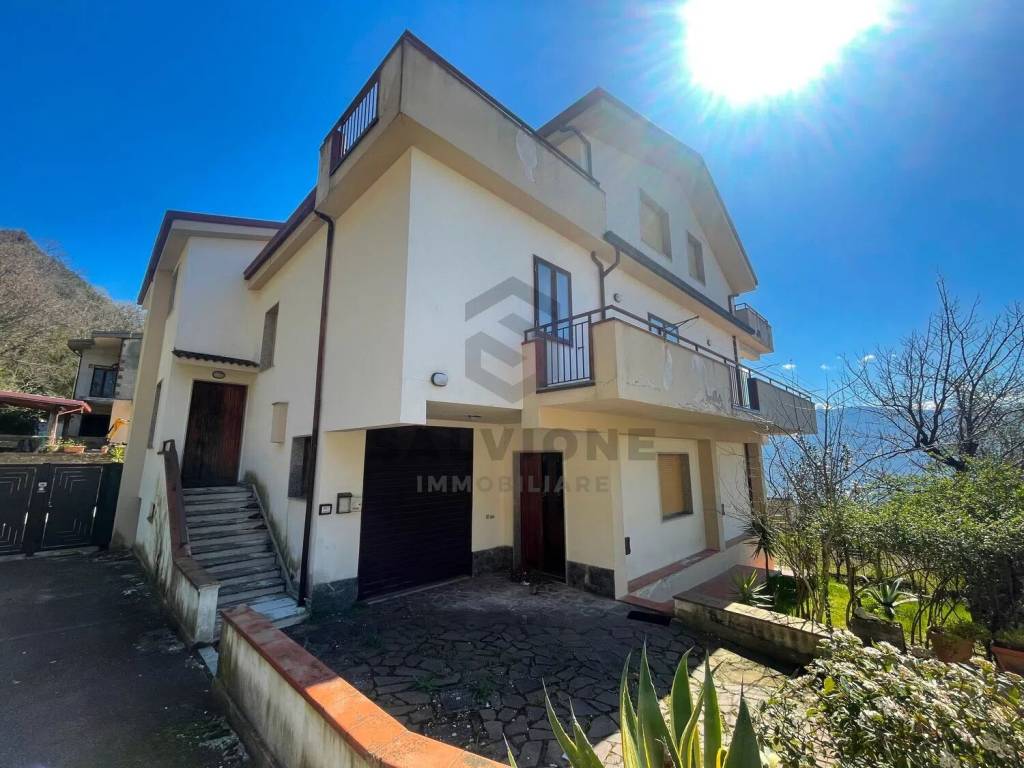 Villa a Guardia sanframondi in Via Coste S.N.C. - Foto 4