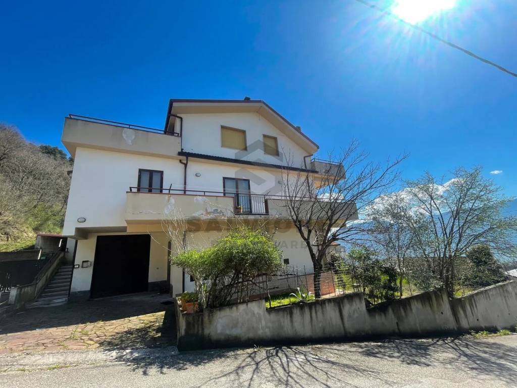 Villa a Guardia sanframondi in Via Coste S.N.C. - Foto 5