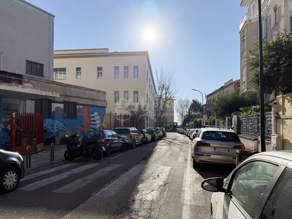 Appartamento a Napoli in Via Giacomo Puccini - Foto 3