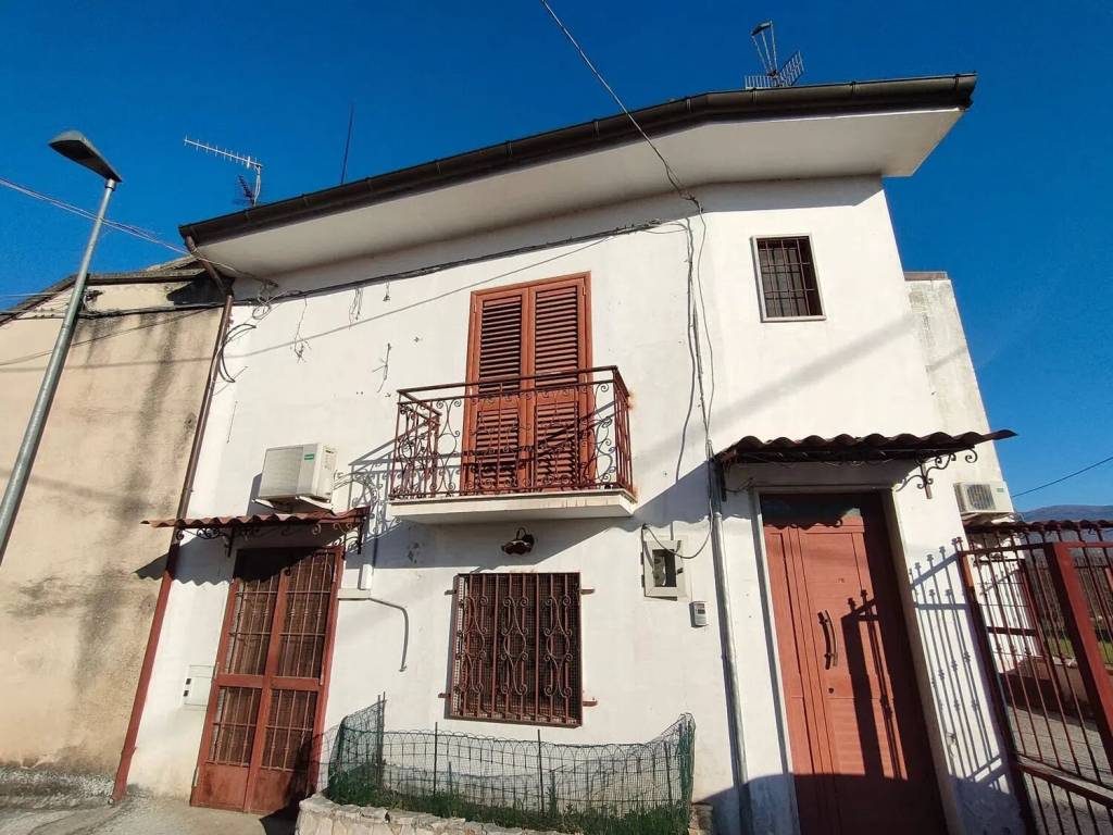 Villa a San lorenzello in Via Regia - Foto 2