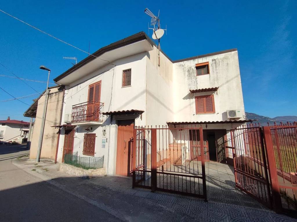 Villa a San lorenzello in Via Regia - Foto 3