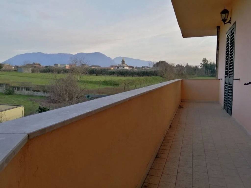 Casa indipendente a Amorosi in Via Curtole S.N.C. - Foto 3