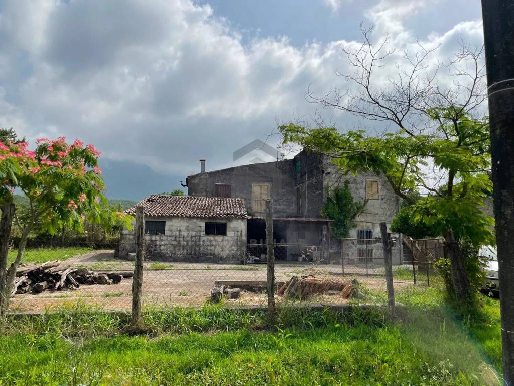 Rustico / casale a Faicchio in Strada Interpoderale Contrada Ceci, 28 - Foto 2
