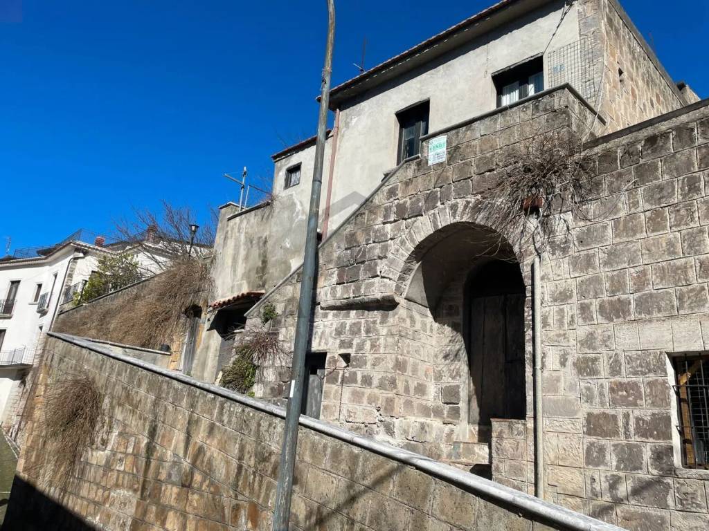 Villa a Faicchio in Via Fabio Massimo - Foto 2