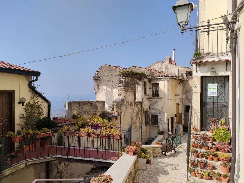 Villa a Guardia sanframondi in Via Pietralata S.N.C. - Foto 2