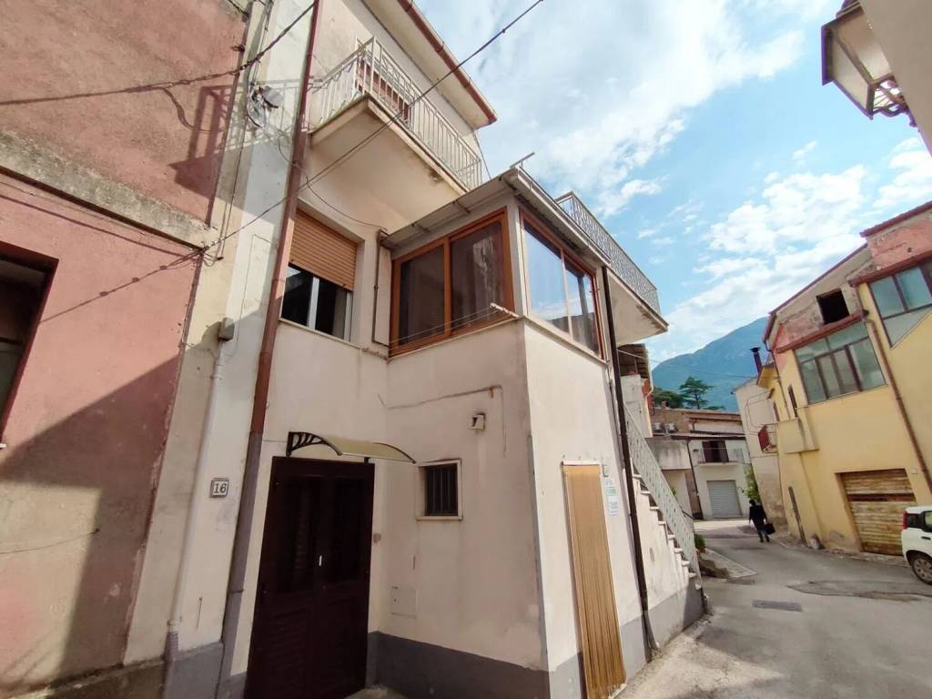 Villa a Melizzano in Piazza Forno S.N.C. - Foto 3