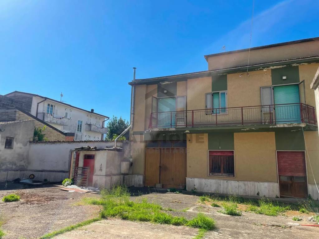 Casa indipendente a Amorosi in Via Ii Giugno, 11 - Foto 2