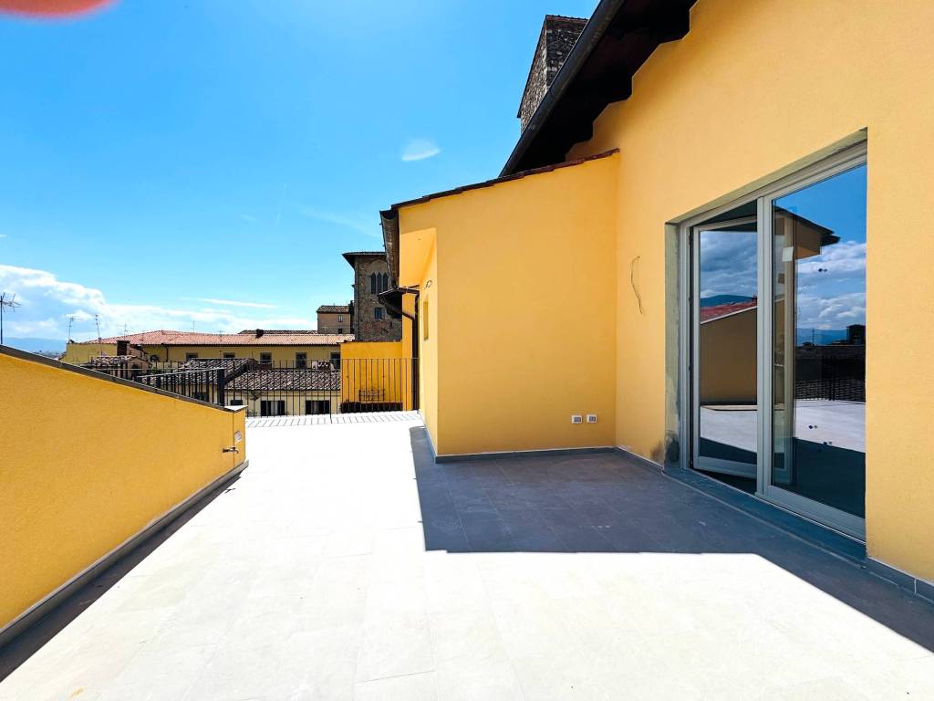 Attico / mansarda a Pistoia in Via 26 Aprile - Foto 4