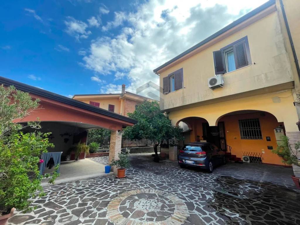 Villa a Telese terme in Via Giacomo Matteotti - Foto 2