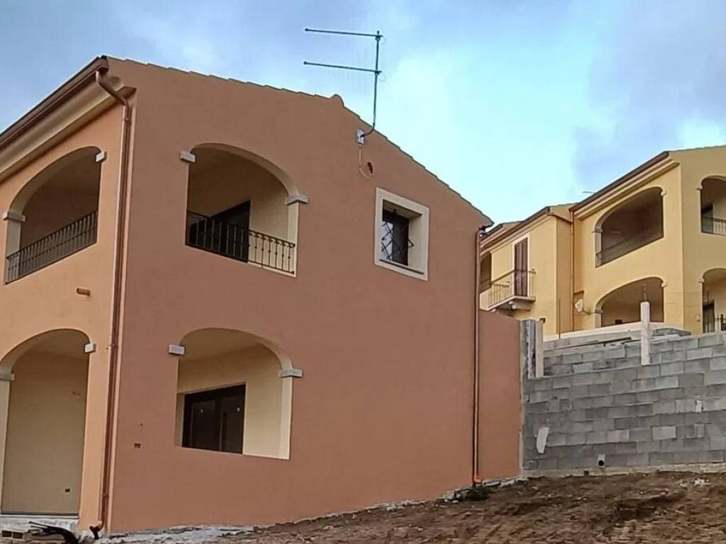 Appartamento a Badesi in Via Dante S.N.C. - Foto 2