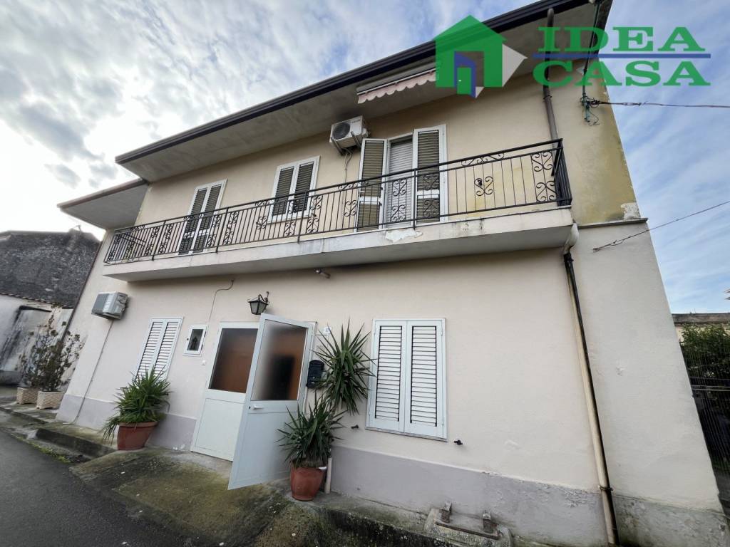 Casa indipendente a Pastorano in Corso Italia - Foto 1