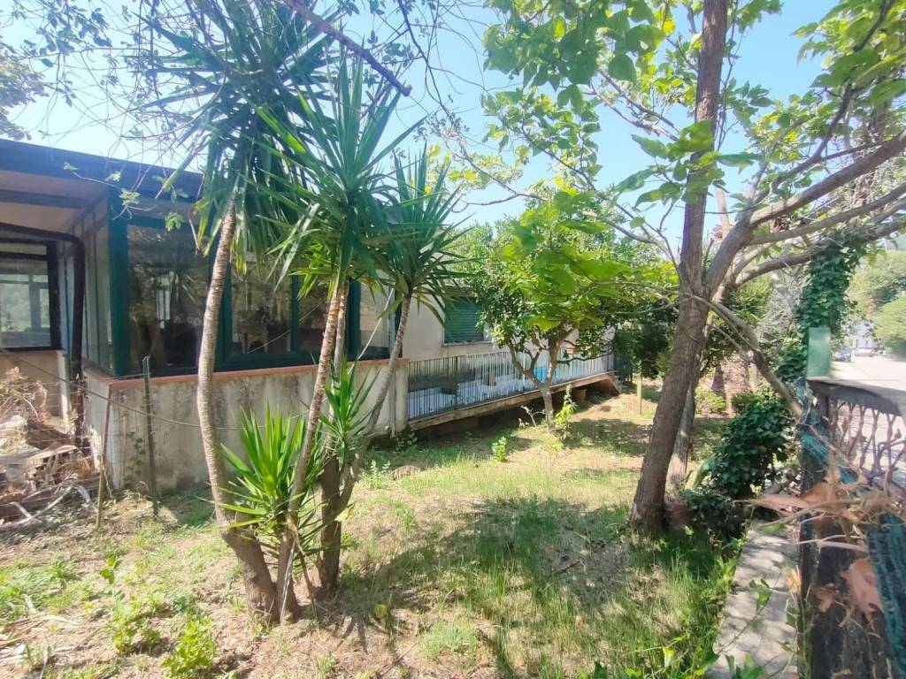 Villa a Faicchio in Via Fabio Massimo S.N.C. - Foto 3