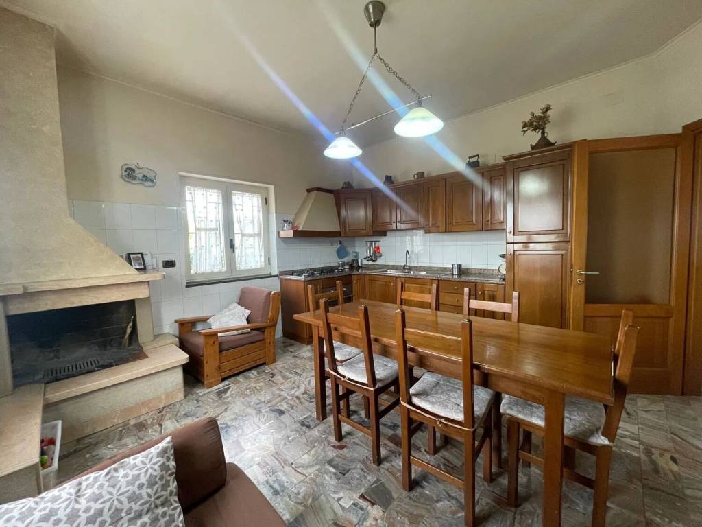 Villa a Guardia sanframondi in Via Zeppa Di Ferro S.N.C. - Foto 2