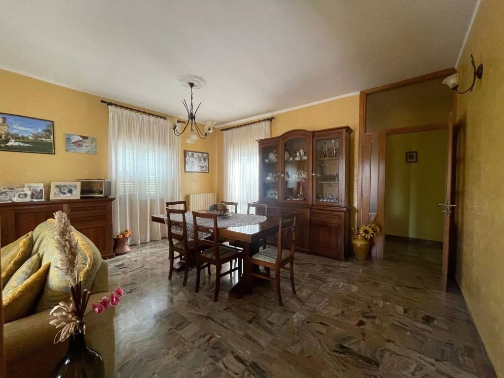Villa a Guardia sanframondi in Via Zeppa Di Ferro S.N.C. - Foto 5
