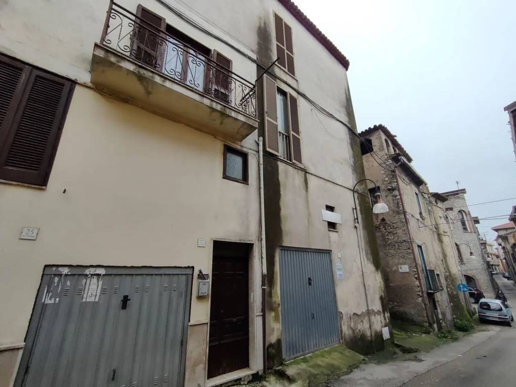 Villa a Solopaca in Via Palombi S.N.C. - Foto 2