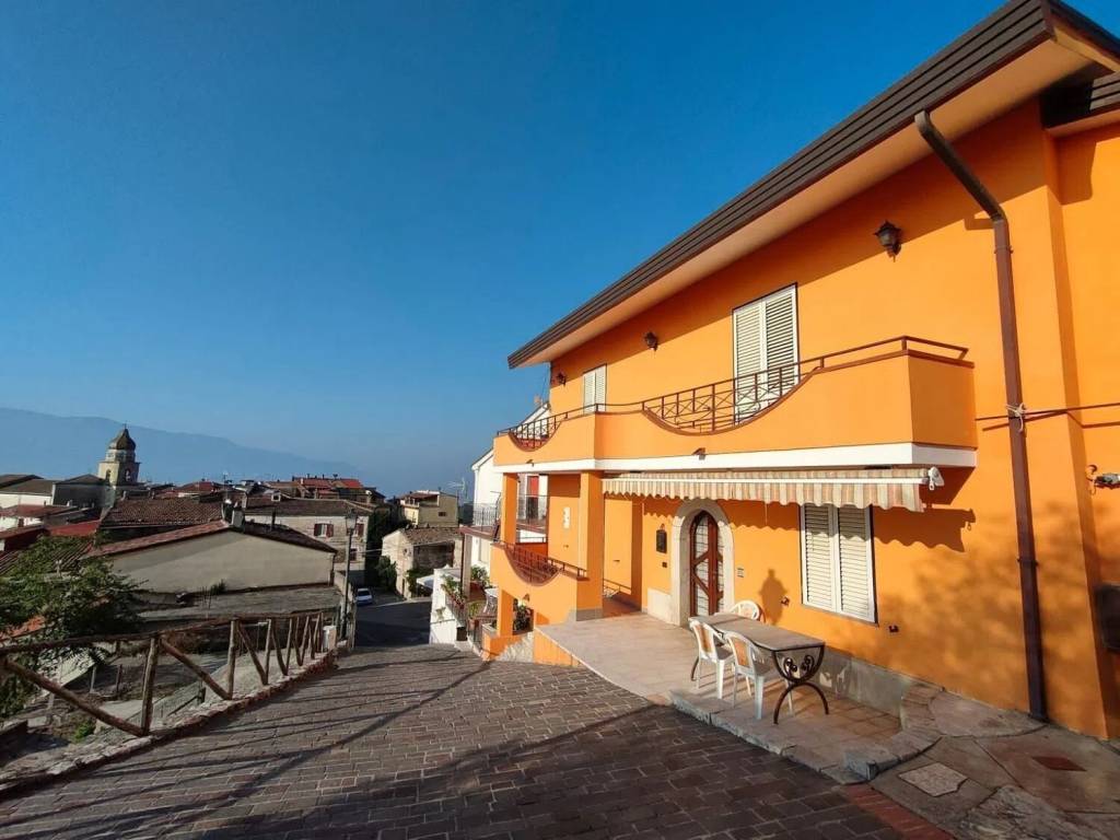 Villa a San lupo in Via Croci S.N.C. - Foto 3