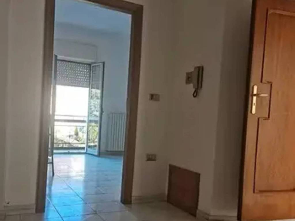 Casa indipendente a Castel baronia in Corso Vittorio Emanuele - Foto 5