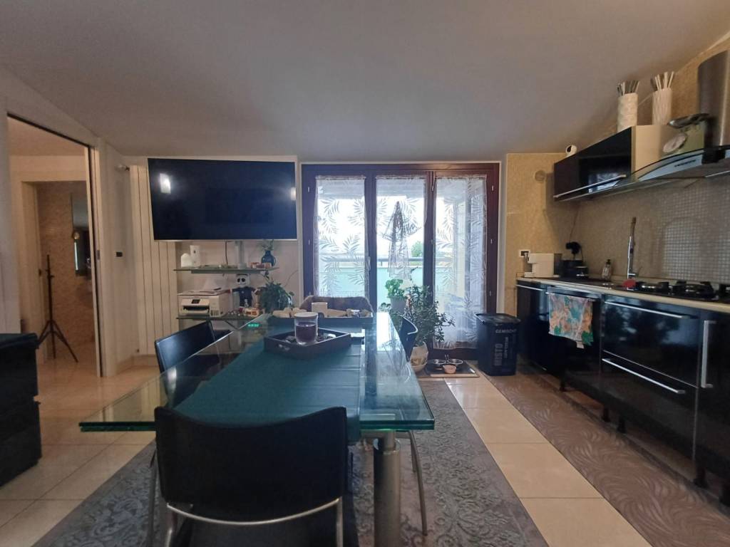 Appartamento a Montesilvano in Via Senna, 35 - Foto 2