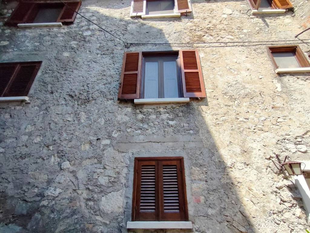 Villa a Cusano mutri in Rione Valente S.N.C. - Foto 3