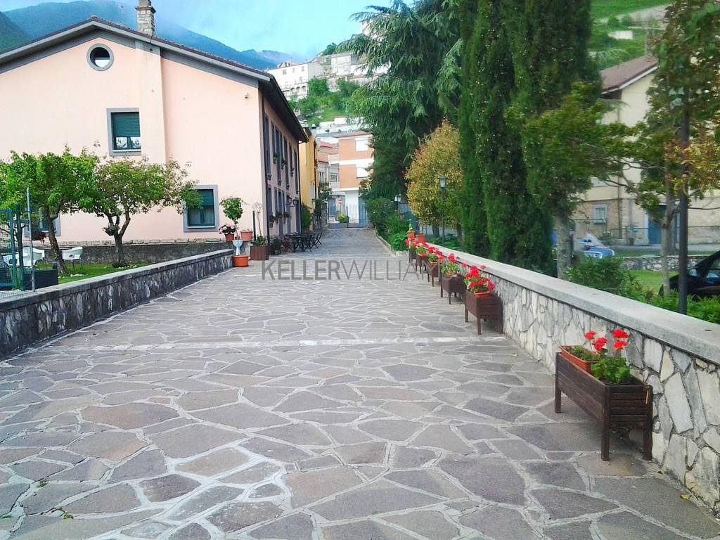 Palazzo / stabile a Roccamandolfi in Via Cortina - Foto 4