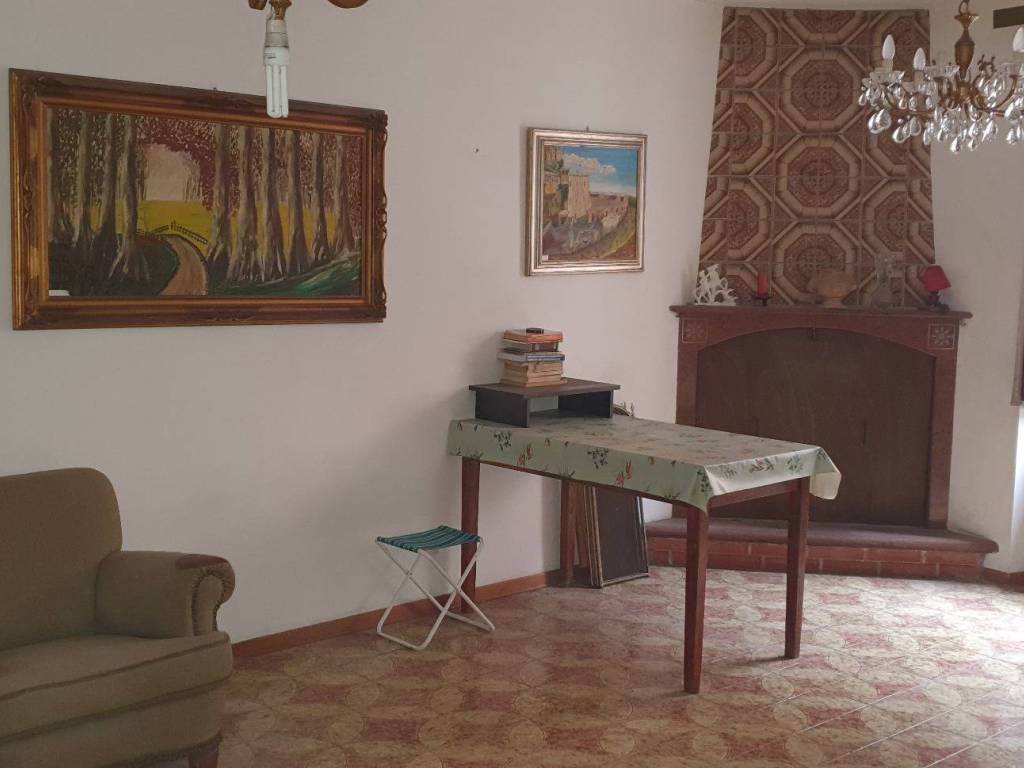 Palazzo / stabile a San severino marche in Via Angelo Massarelli - Foto 2