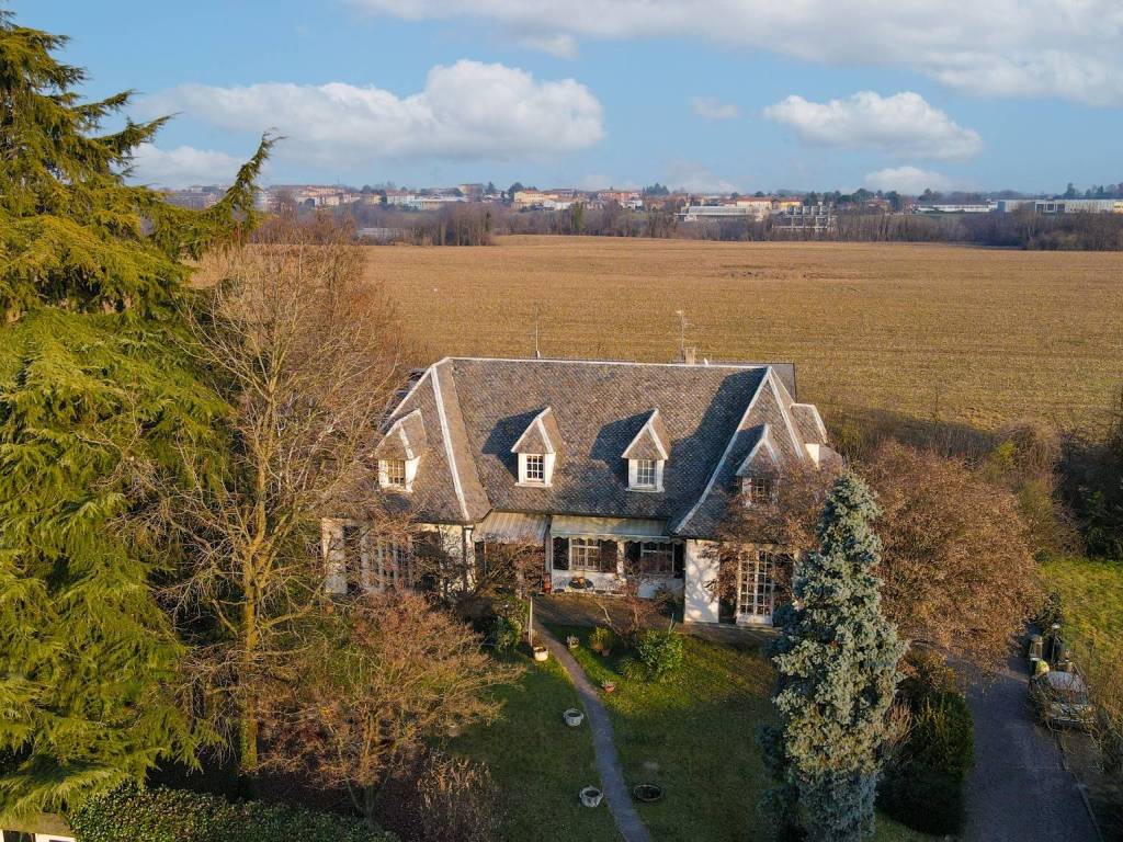 Villa a Usmate velate in Villaggio Dei Pini, 28 - Foto 2