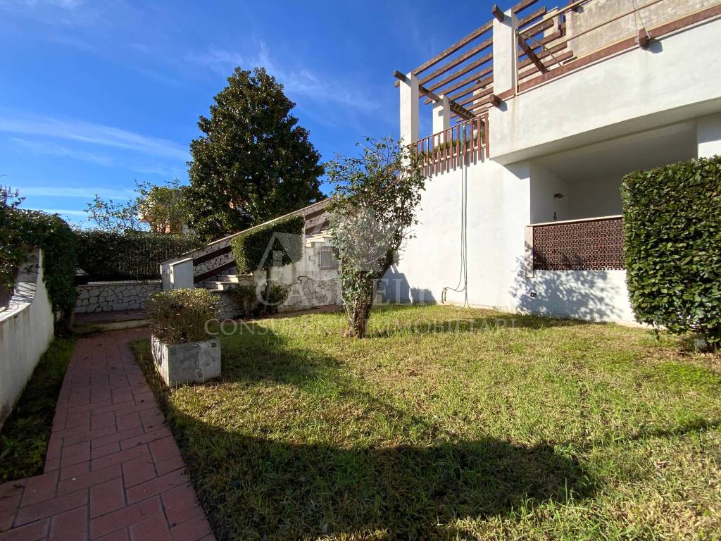 Villa a Ardea in Via Agamennone, 56 - Foto 4