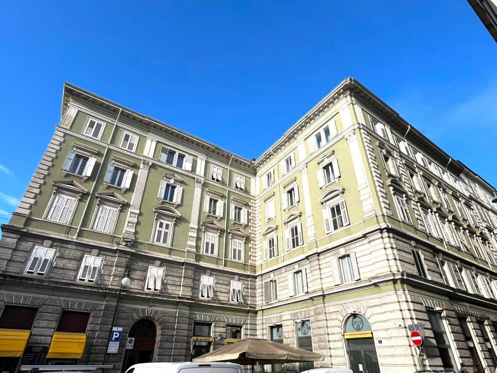 Appartamento a Trieste in Via San Francesco d'Assisi, 28 - Foto 2