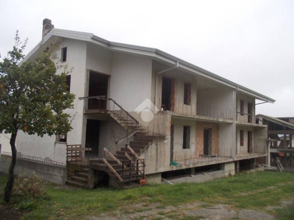 Villa a Marano principato in Via Marcantonio - Foto 2