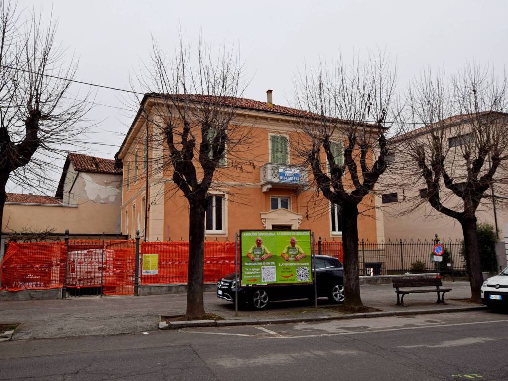 Immobile a Carrù in Piazza Generale Giuseppe Perotti, 10 - Foto 2