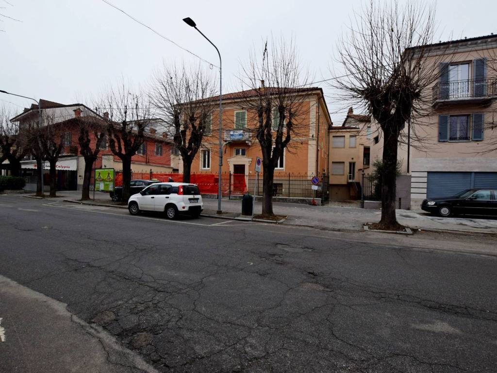 Immobile a Carrù in Piazza Generale Giuseppe Perotti, 10 - Foto 4