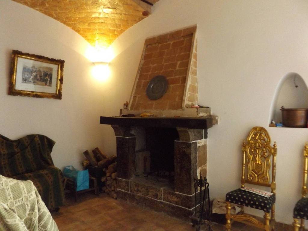 Casa indipendente a Pereto in Corso Umberto I - Foto 2