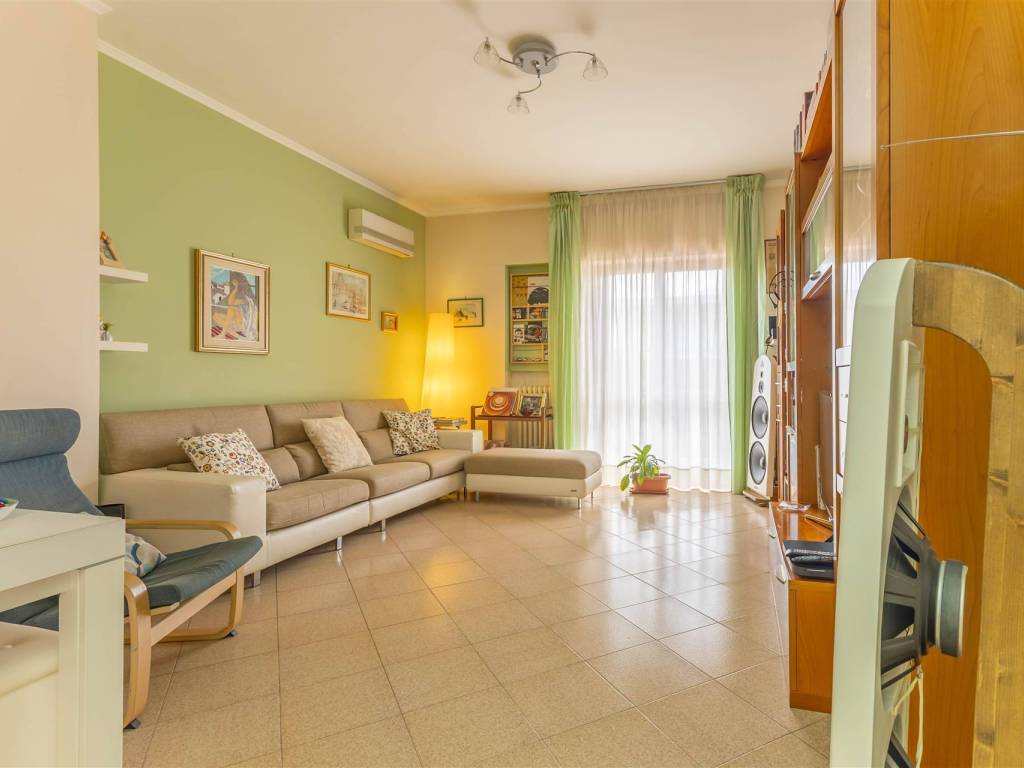 Appartamento a Bari in Via Giuseppe Maria Giovene, 49 - Foto 4