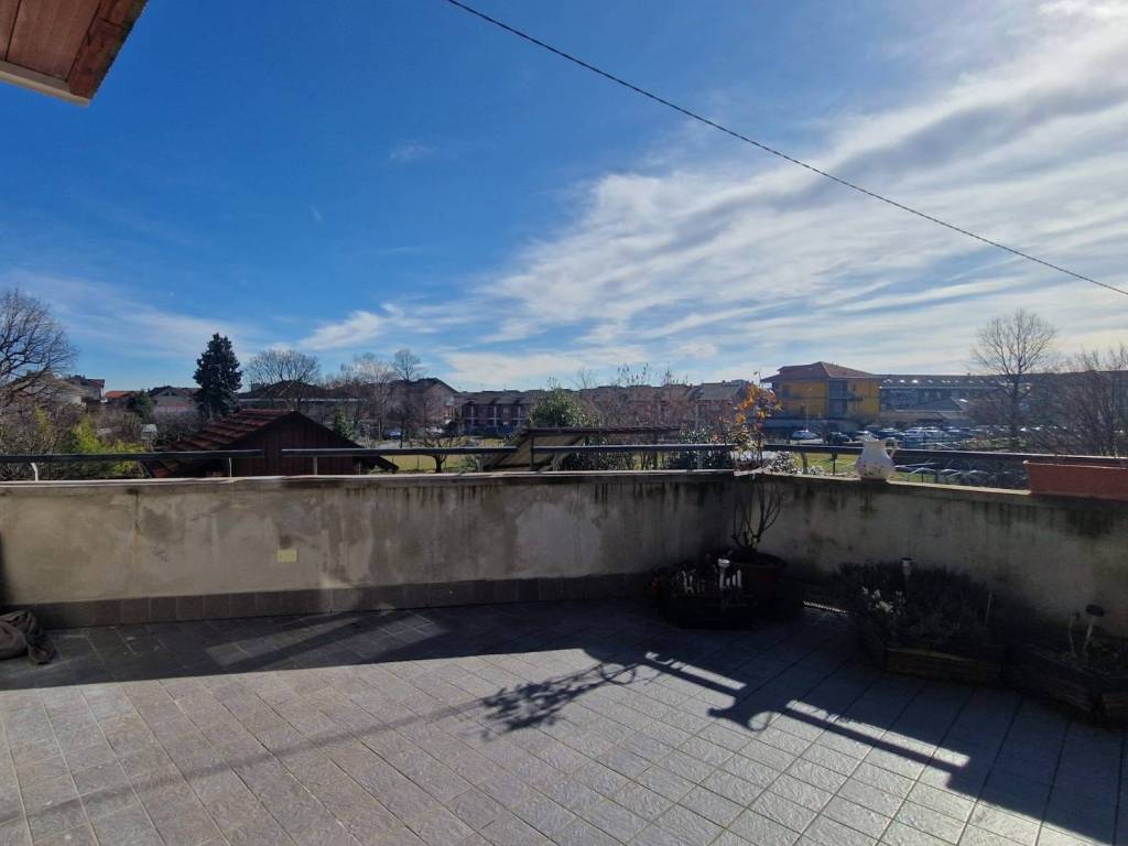 Appartamento a Ciriè in Via Lanzo, 123 - Foto 3