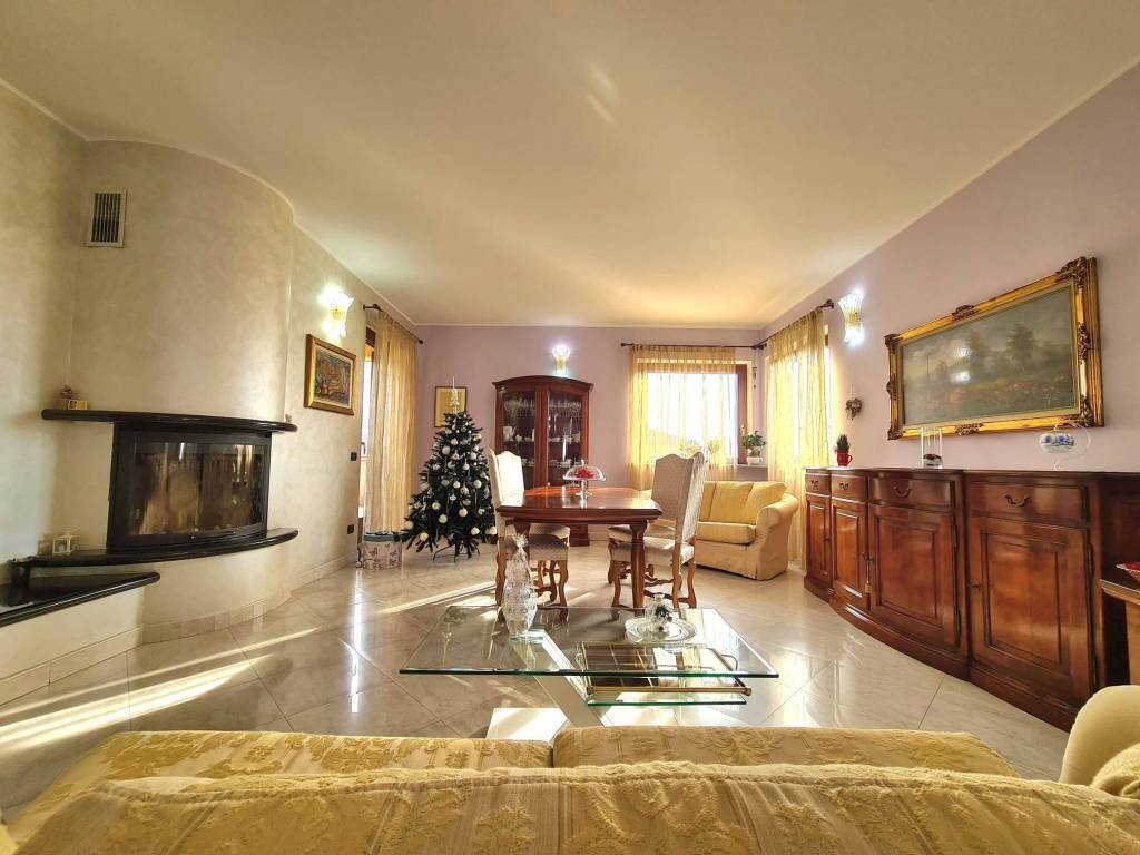 Villa a Parabiago in Via Lombardia, 50 - Foto 2