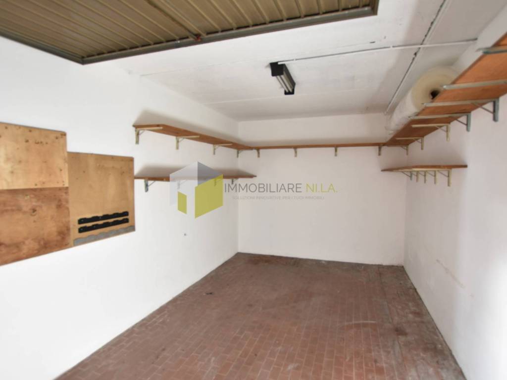 Box / garage a Pisa in Via Adolfo Omodeo - Foto 2