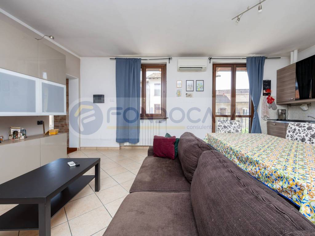 Appartamento a Rho in Via Giacomo Matteotti, 69 - Foto 2